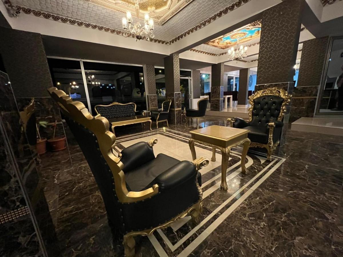 Grand Black Hotel Mersin  Extérieur photo